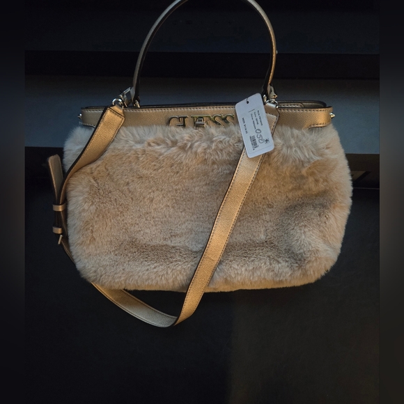 Guess Reagan Satchel - Picture 3 of 4